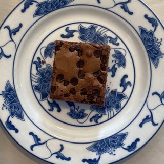 Chocolate chip brownie