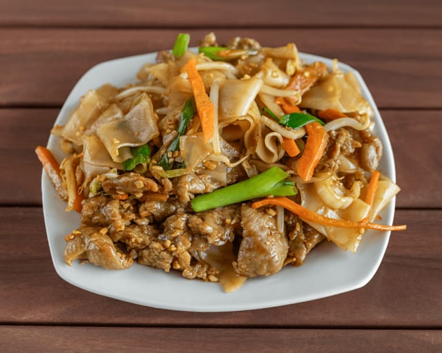 94. Beef chow fun or mei fun.